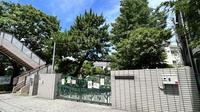周辺環境:川崎市立中原小学校